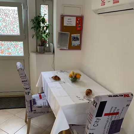 Ivica Apartamento *