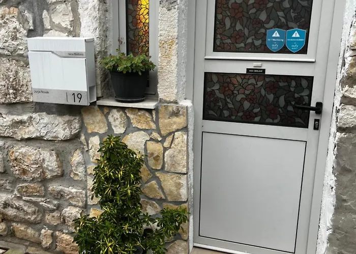 Ivica Διαμέρισμα Χβαρ